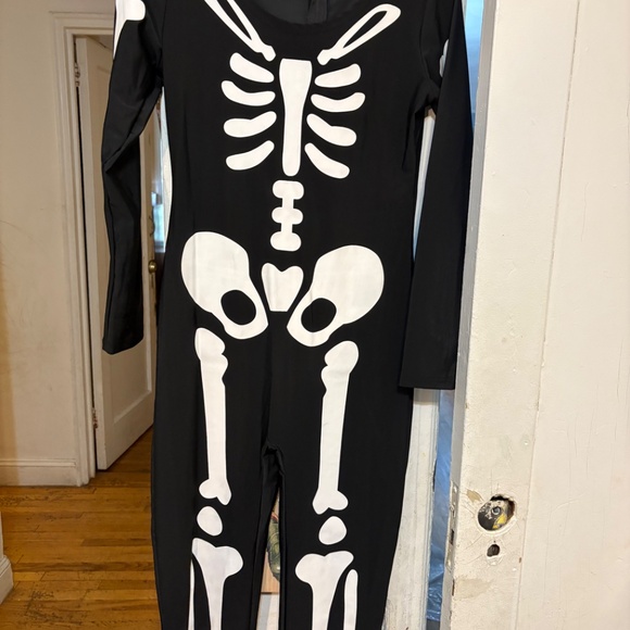 Skeleton one-piece size medium - Picture 2 of 4